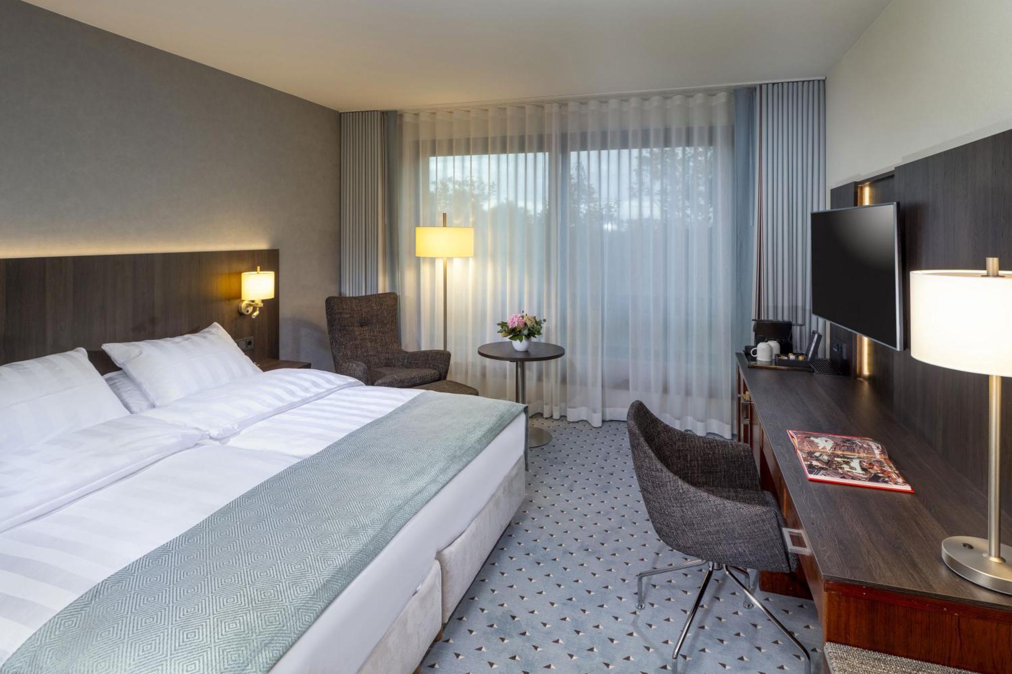 Maritim Hotel BRE Buitenkant foto